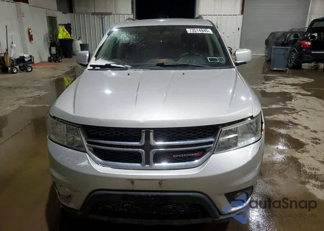 2013 Dodge Journey Sxt z USA, uszkodzony, nr VIN 3C4PDDBG2DT614769